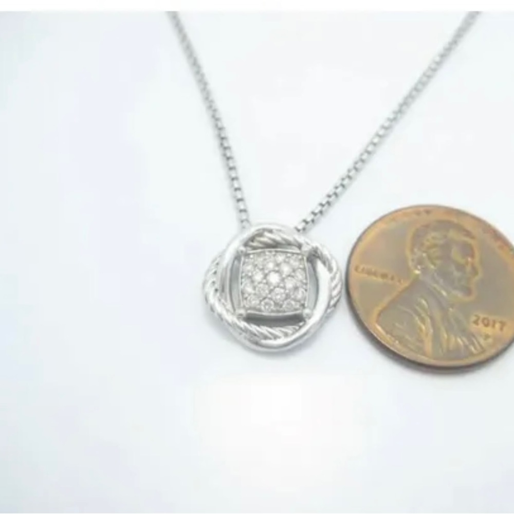 David Yurman necklace